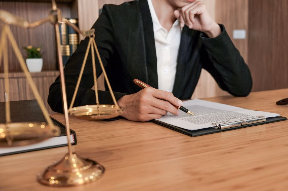 Attorney or Agent? How to Navigate Real Estate in Probate
